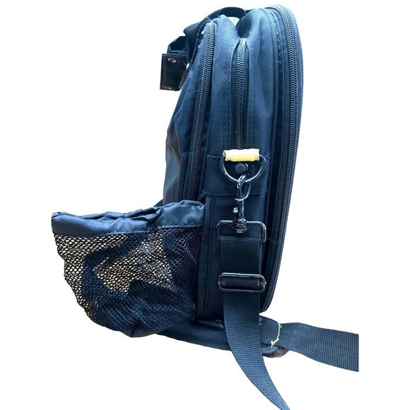 Targus 16“ x 12” Laptop Bag Travel Case has Shoulder Strap & Padded Pockets Colo - Picture 8 of 10